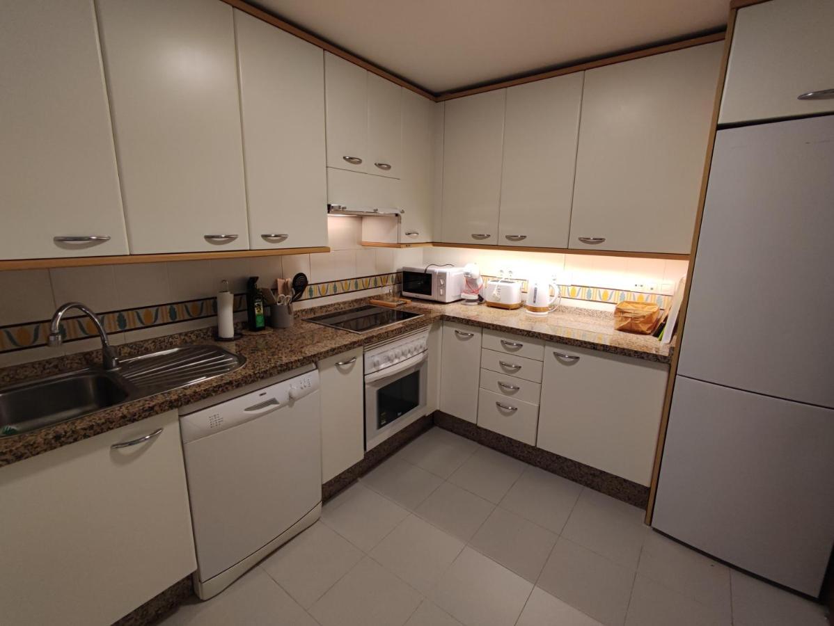 Costalita On The Beach - 3 Bedroom Cosy Apartment Естепона Екстериор снимка